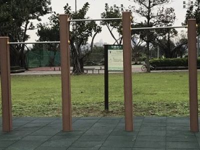 OE21221 引體向上